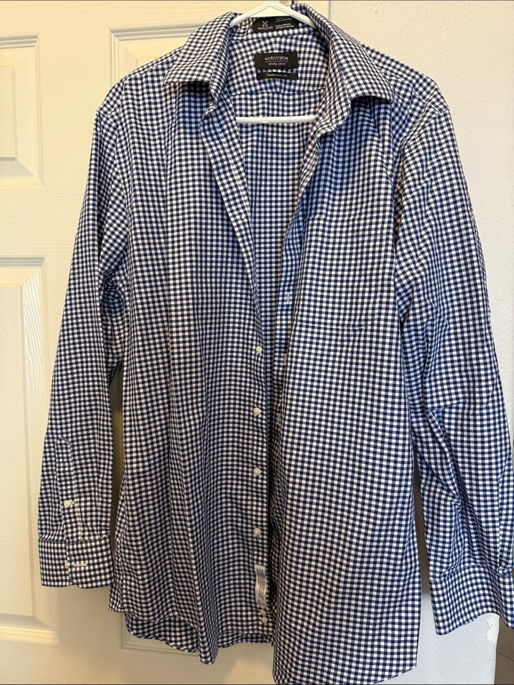 Nordstrom Navy Gingham Dress Shirt Men 16.5/35 Traditional Fit